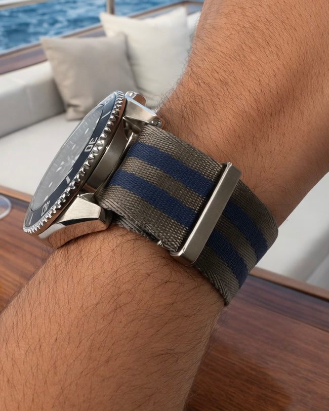 Bracelet de Montre NATO Nylon Gris / Bleu / Boucle Satin - Souple - Homme