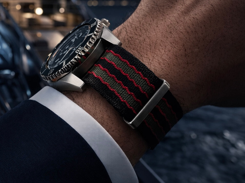 Bracelet Montre Nato James Bond Noir Rouge Vert - Nylon doux tressé
