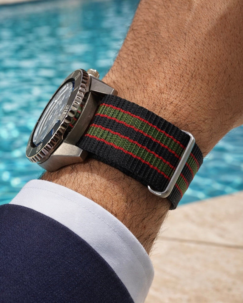 Bracelet de Montre Nato James Bond Nylon Noir Rouge Vert