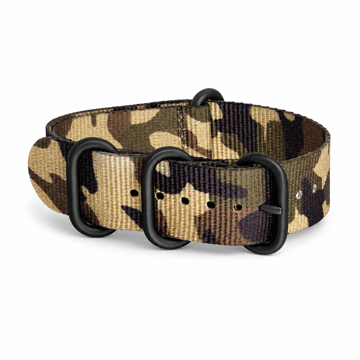 Daguet desert camouflage NATO ZULU nylon watch strap with black stainless steel buckles.