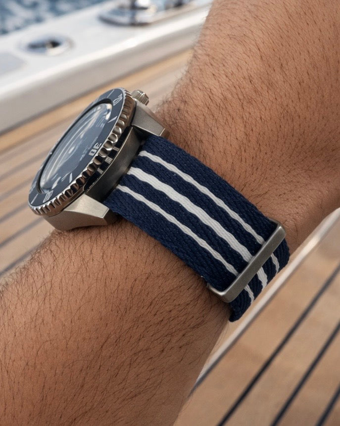 Bracelet de Montre Nato Bleu Marine Blanc Gris - Nylon tressé 20mm 22mm