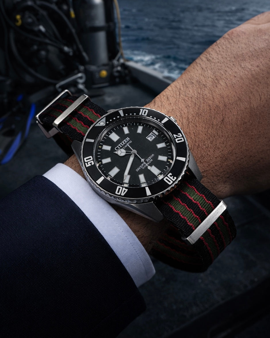 Bracelet Montre Nato James Bond Noir Rouge Vert - Nylon doux tressé