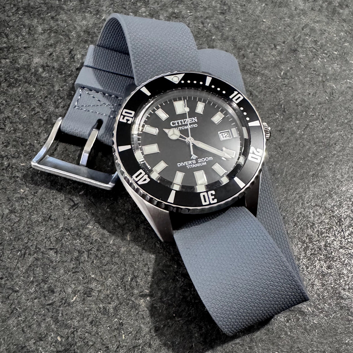 Bracelet de Montre Nato caoutchouc FKM - Gris - 24,5cm