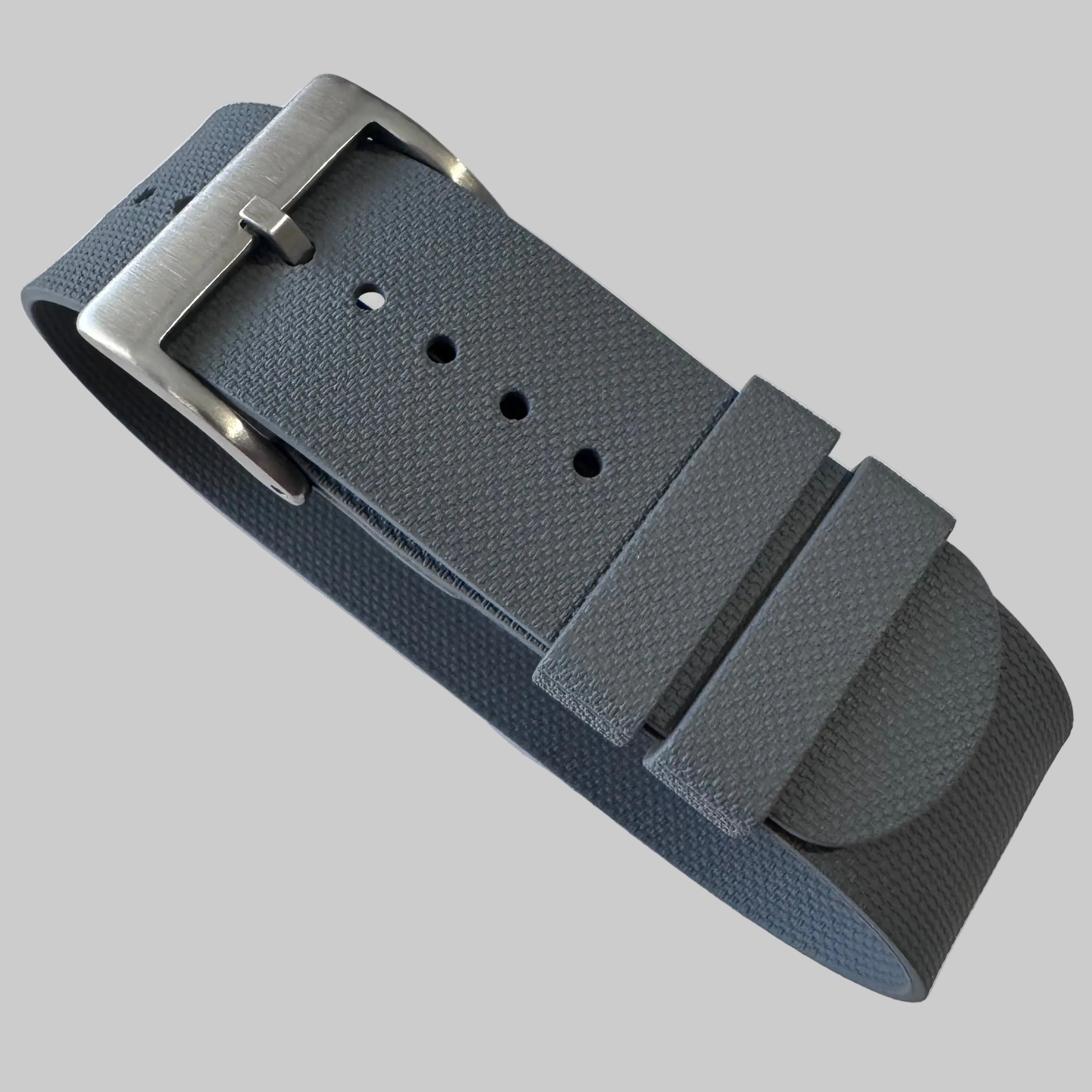 Bracelet montre Nato Gris en caoutchouc Aero Premium - 24,5cm