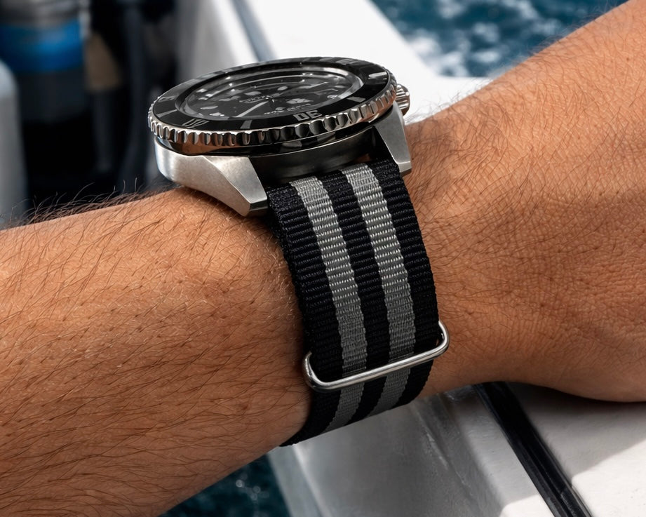 Bracelet de montre Nato Nylon Noir / Gris - James Bond - Premium
