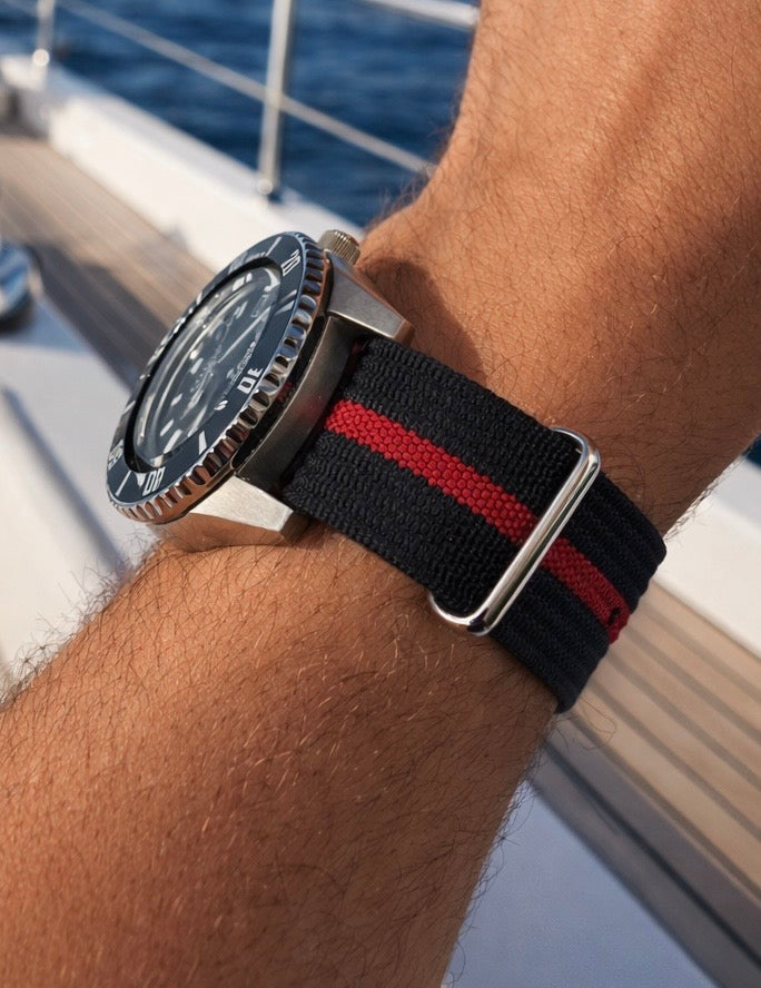 Nato Noir Rouge - Hybride Tissu Nylon / Silicone