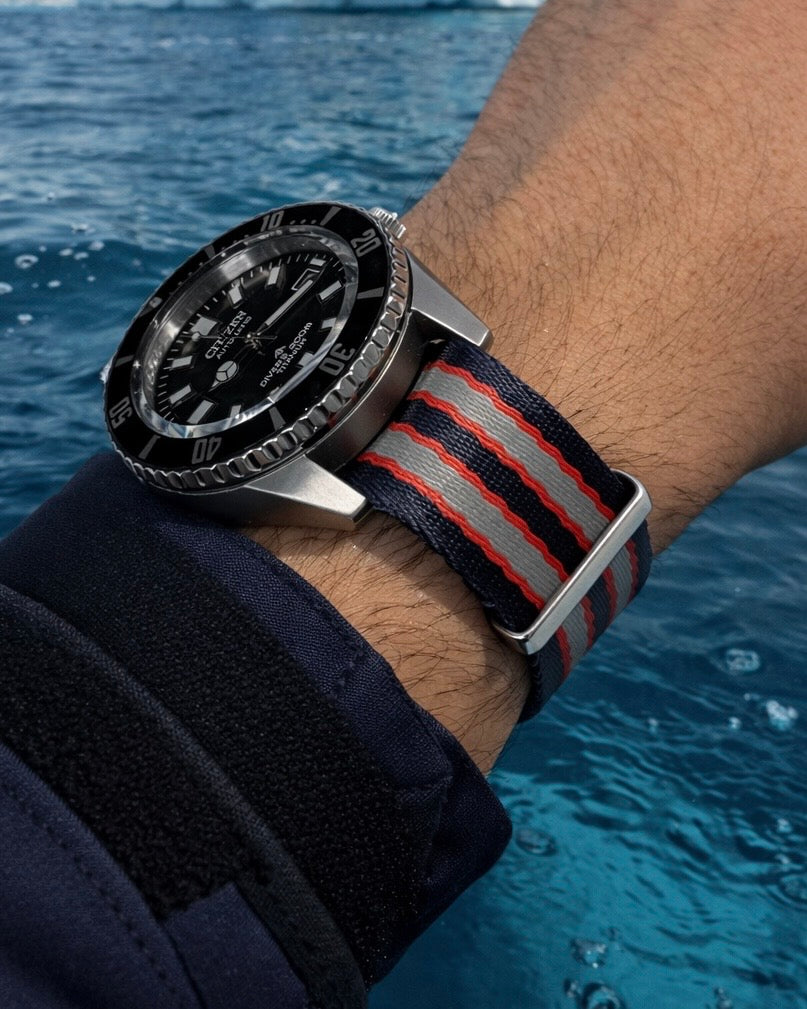 Bracelet de Montre Nato 20mm James Bond Bleu Rouge Gris- Nylon tressé