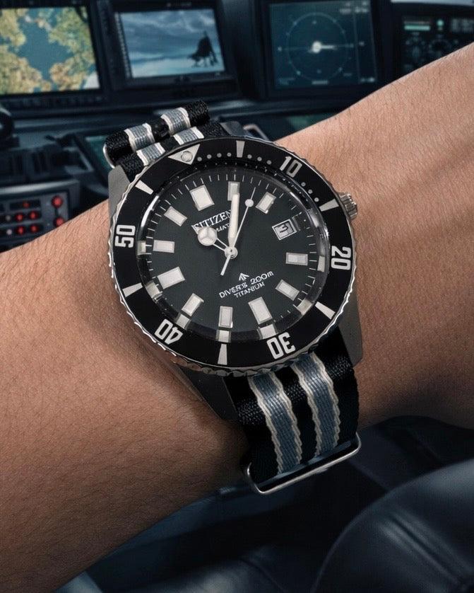 Bracelet Montre Nato James Bond Noir / Gris / Sable - Nylon doux tressé