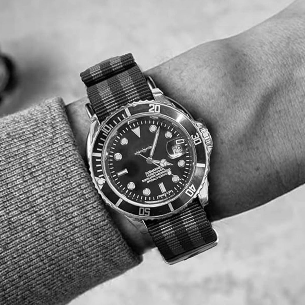 Schwarzes Nato-Uhrenarmband mit 2 grauen Streifen, James Bond