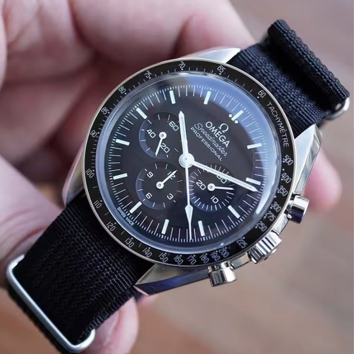 Nato-Armband Grau Schwarz 22mm James Bond G10 Hybridgewebe Nylon &amp; Silikon